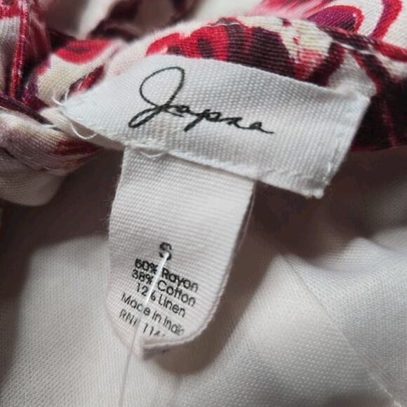 Japna Red Tropical Floral Print Ruffle Accent Romper New Size Small - Picture 6 of 10